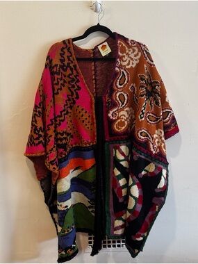 Farm Rio Graphic Tie Front Knit Poncho